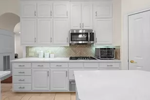 4212 Riverhollow Dr, Fort Worth, TX 76116 - Photo 16