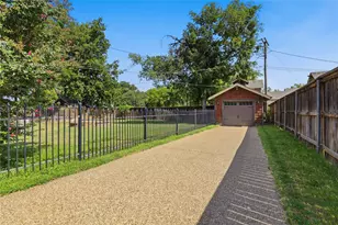 815 Brazos St, Graham, TX 76450 - Photo 22