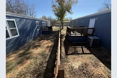 223 W Division Street, Graford, TX 76449 - Photo 14