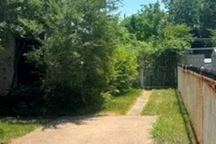 8812 Cherrybrook Dr, Dallas, TX 75217 - Photo 2