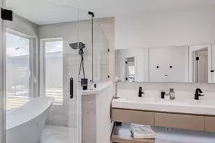 1911 Bickers St, Dallas, TX 75212 - Photo 24