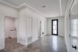 1911 Bickers St, Dallas, TX 75212 - Photo 2