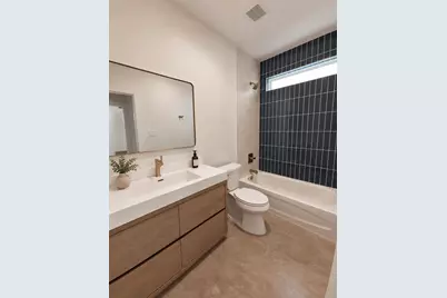 1911 Bickers Street, Dallas, TX 75212 - Photo 12