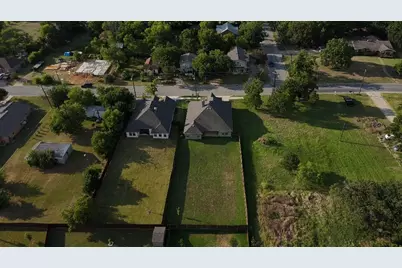 201 W 4th Street, Keene, TX 76059 - Photo 26
