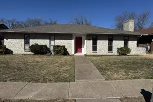 705 Kingsbridge Dr, Garland, TX 75040 - Photo 1