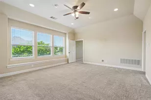 2800 Seven Shields Ln, Lewisville, TX 75056 - Photo 34