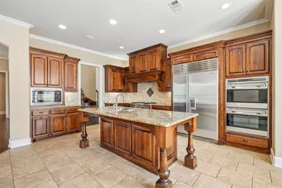2800 Seven Shields Lane, Lewisville, TX 75056 - Photo 8
