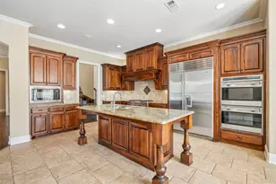 2800 Seven Shields Ln, Lewisville, TX 75056 - Photo 8