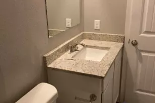 114 E Oak St, Whitewright, TX 75491 - Photo 12