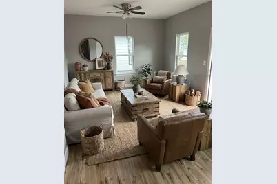 114 E Oak Street, Whitewright, TX 75491 - Photo 2