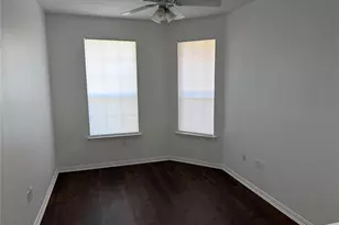 260 Bexar Dr, Lewisville, TX 75067 - Photo 8