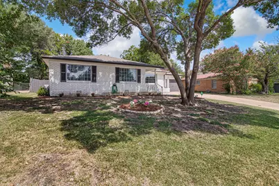 4840 Overton Bend, Fort Worth, TX 76133 - Photo 2