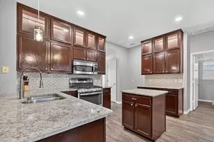 1716 Redwood Dr, Corinth, TX 76210 - Photo 4