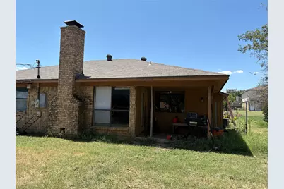 909 Cottonwood Trail, Benbrook, TX 76126 - Photo 6