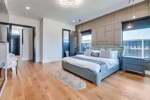 10923 Marsh Ln, Dallas, TX 75229 - Photo 16