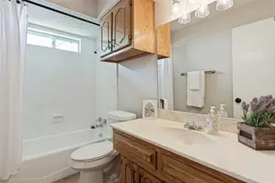 2212 Kirby Dr, Plano, TX 75075 - Photo 22