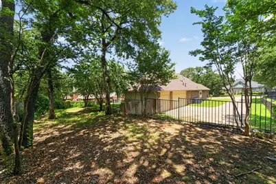 720 Big Horn Trail, Crowley, TX 76036 - Photo 34