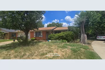 1053 Cole Court, Fort Worth, TX 76115 - Photo 6