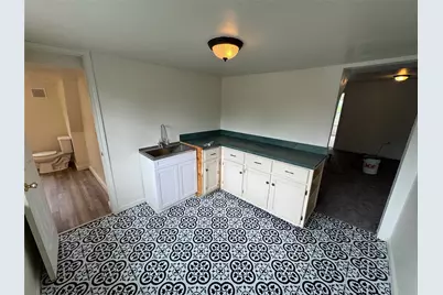 610 W 6th Street, Bonham, TX 75418 - Photo 34