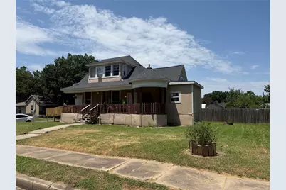 610 W 6th Street, Bonham, TX 75418 - Photo 2