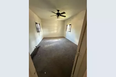 610 W 6th Street, Bonham, TX 75418 - Photo 8