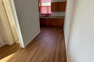 610 W 6th St, Bonham, TX 75418 - Photo 12