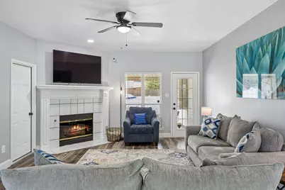 8510 Hartford Drive, Rowlett, TX 75089 - Photo 2