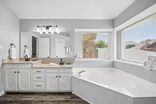 8510 Hartford Dr, Rowlett, TX 75089 - Photo 14