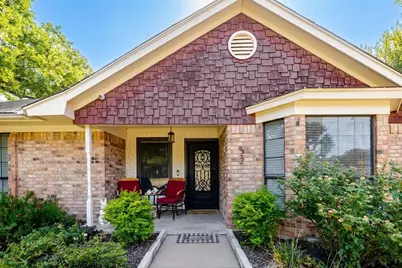 22 Greenbriar Street, Mineral Wells, TX 76067 - Photo 4