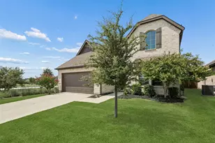 621 Hummingbird Dr, Celina, TX 75009 - Photo 2