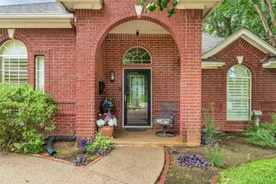 6703 Landover Hills Lane, Arlington, TX 76017 - Photo 4