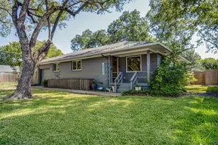 10230 Eastwood Dr, Dallas, TX 75228 - Photo 2