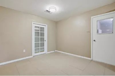 2011 W Houston Street, Sherman, TX 75092 - Photo 16