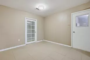 2011 W Houston St, Sherman, TX 75092 - Photo 16