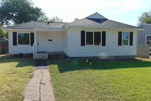 1214 19th St, Grand Prairie, TX 75050 - Photo 2