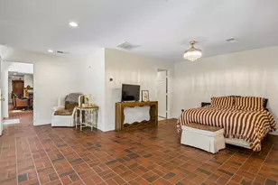2301 Hill N Dale Dr, Irving, TX 75038 - Photo 14