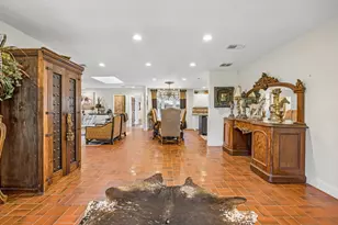 2301 Hill N Dale Dr, Irving, TX 75038 - Photo 2