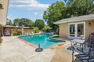 2301 Hill N Dale Dr, Irving, TX 75038 - Photo 24