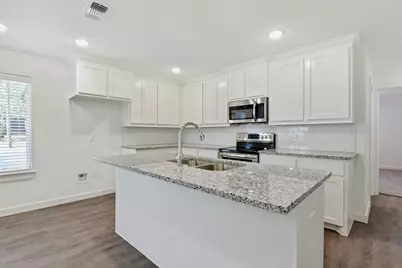 103 E Bond Street, Denison, TX 75021 - Photo 8