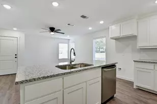 103 E Bond St, Denison, TX 75021 - Photo 10