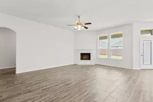 112 Mockingbird Hl Dr, Joshua, TX 76058 - Photo 18