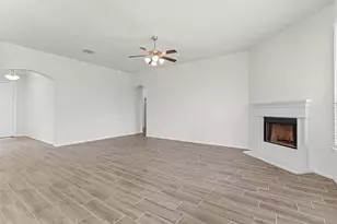 112 Mockingbird Hl Dr, Joshua, TX 76058 - Photo 16
