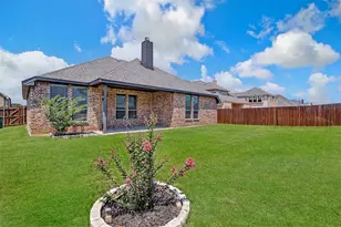 112 Mockingbird Hl Dr, Joshua, TX 76058 - Photo 38