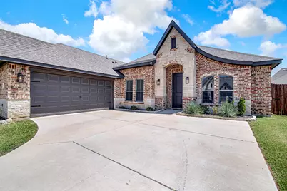 112 Mockingbird Hill Drive, Joshua, TX 76058 - Photo 2