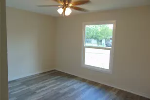 10135 San Juan Ave, Dallas, TX 75228 - Photo 18
