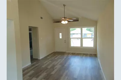 10135 San Juan Avenue, Dallas, TX 75228 - Photo 4
