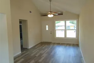 10135 San Juan Ave, Dallas, TX 75228 - Photo 4