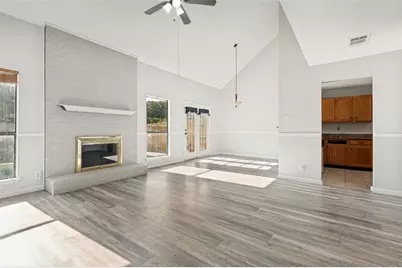 2103 Foley Drive, Arlington, TX 76013 - Photo 4