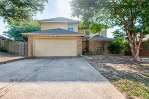 2103 Foley Dr, Arlington, TX 76013 - Photo 2