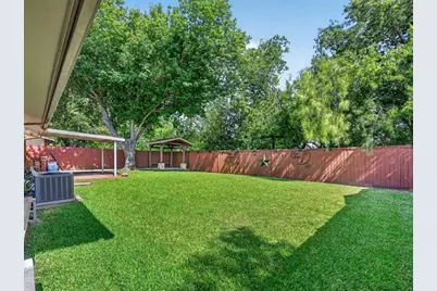 13241 Saratoga Lane, Balch Springs, TX 75180 - Photo 4